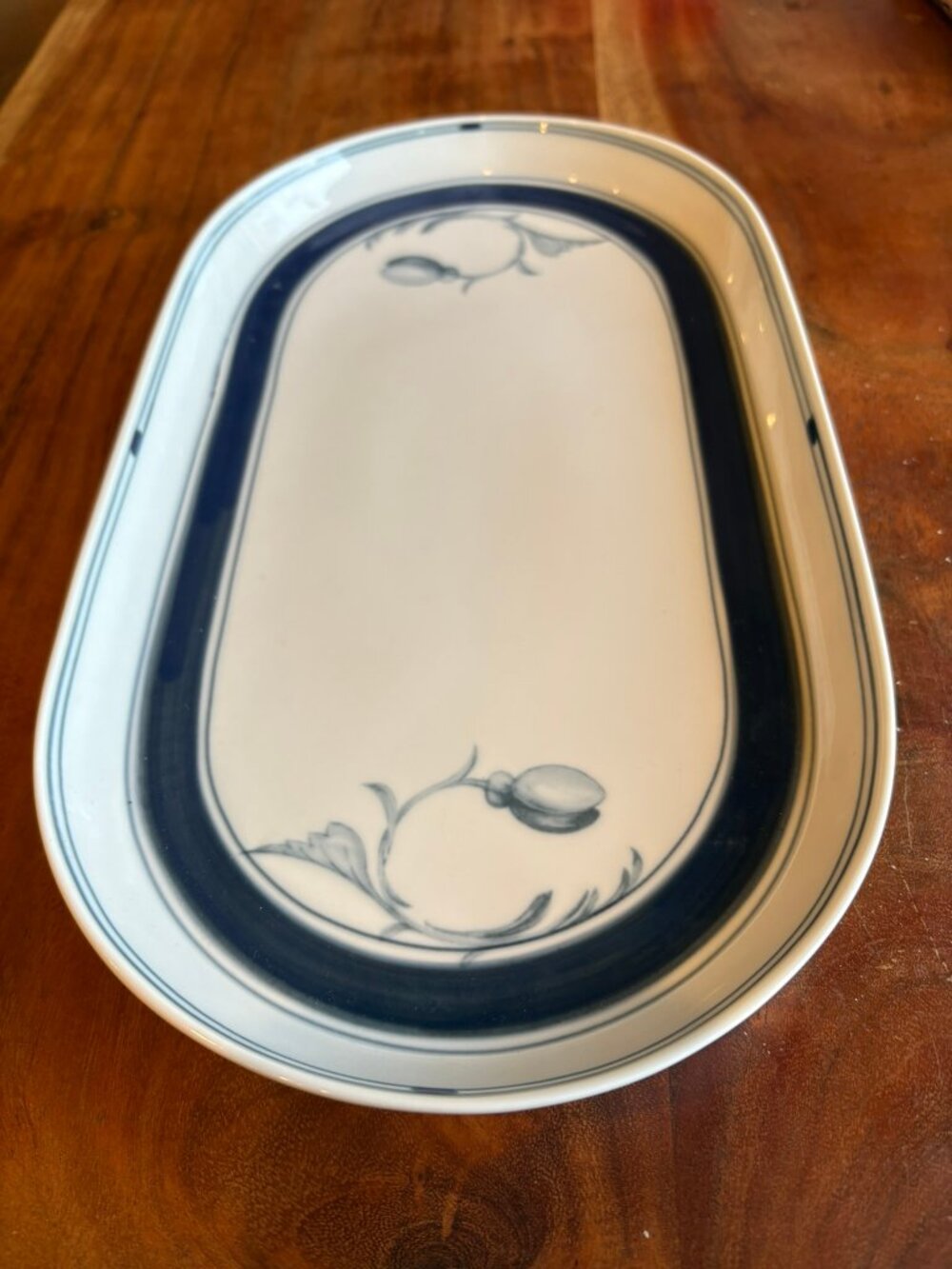 Bing & Grondahl Corinth porcelain Serving Dish No 316 B&G Copenhagen blue white